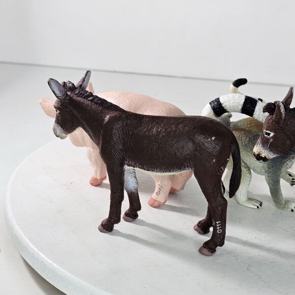 Realistic Animal Figures Donkey Lemur Family Pig Boar Safari Ltd K&Mint - Picture 9 of 14